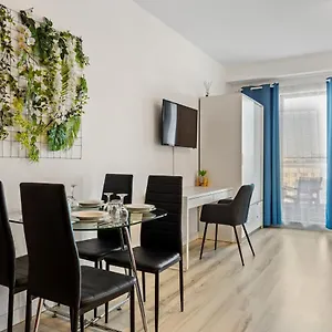 Aquarius: Upscale Flat In The Heart Of Bucharest! Apartment
